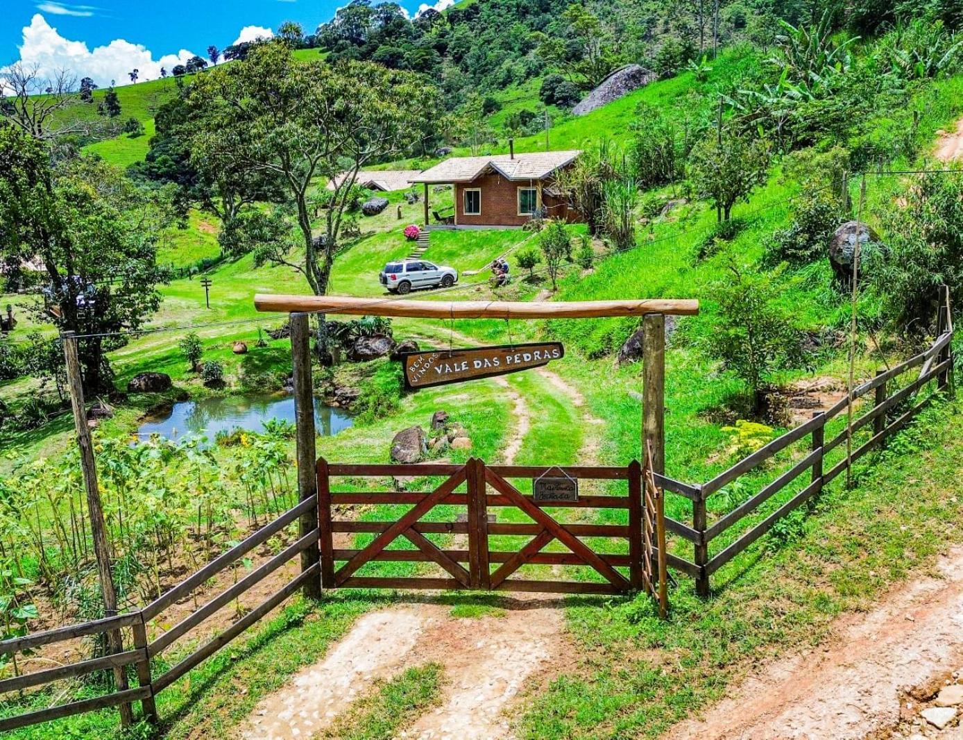 Chale Jacaranda - Hidro - Wifi E Mais Сапукаи-Мирин Экстерьер фото